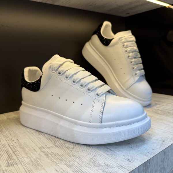 fullsizerender-1-7 Hakiki Deri Siyah Taşlı Kadın Sneakers 07