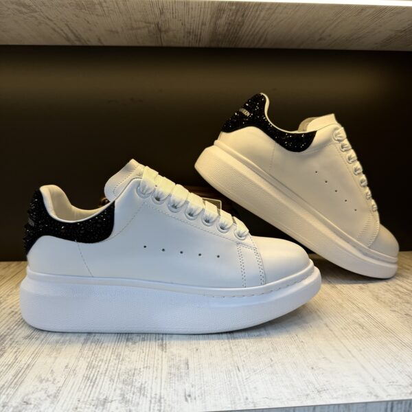 fullsizerender-3-6 Hakiki Deri Siyah Taşlı Kadın Sneakers 07